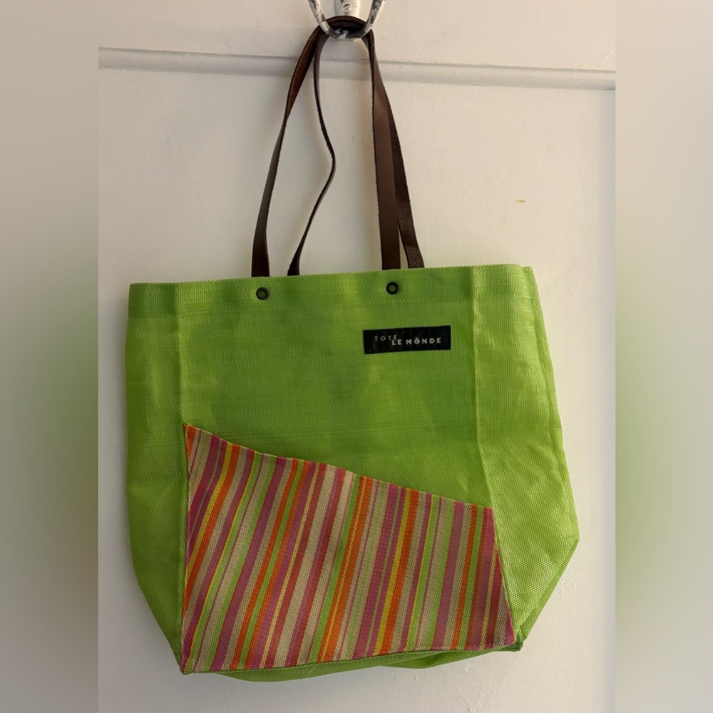 Tote Le Monde Lime Green Tote Bag with Stripe Pocket